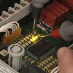 регулярное обслуживание промышленной электроники